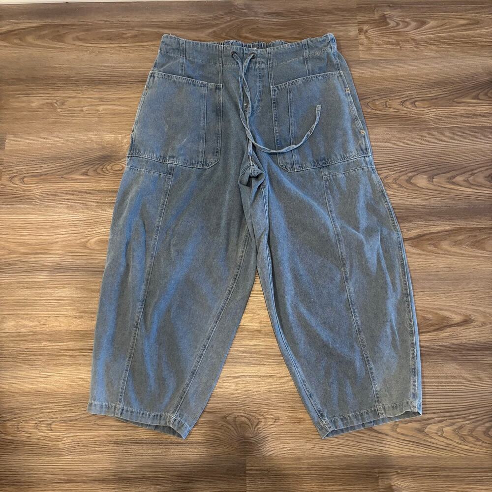 Entro Women’s Medium Blue Denim Cropped Pants Drawstring Utility Boho